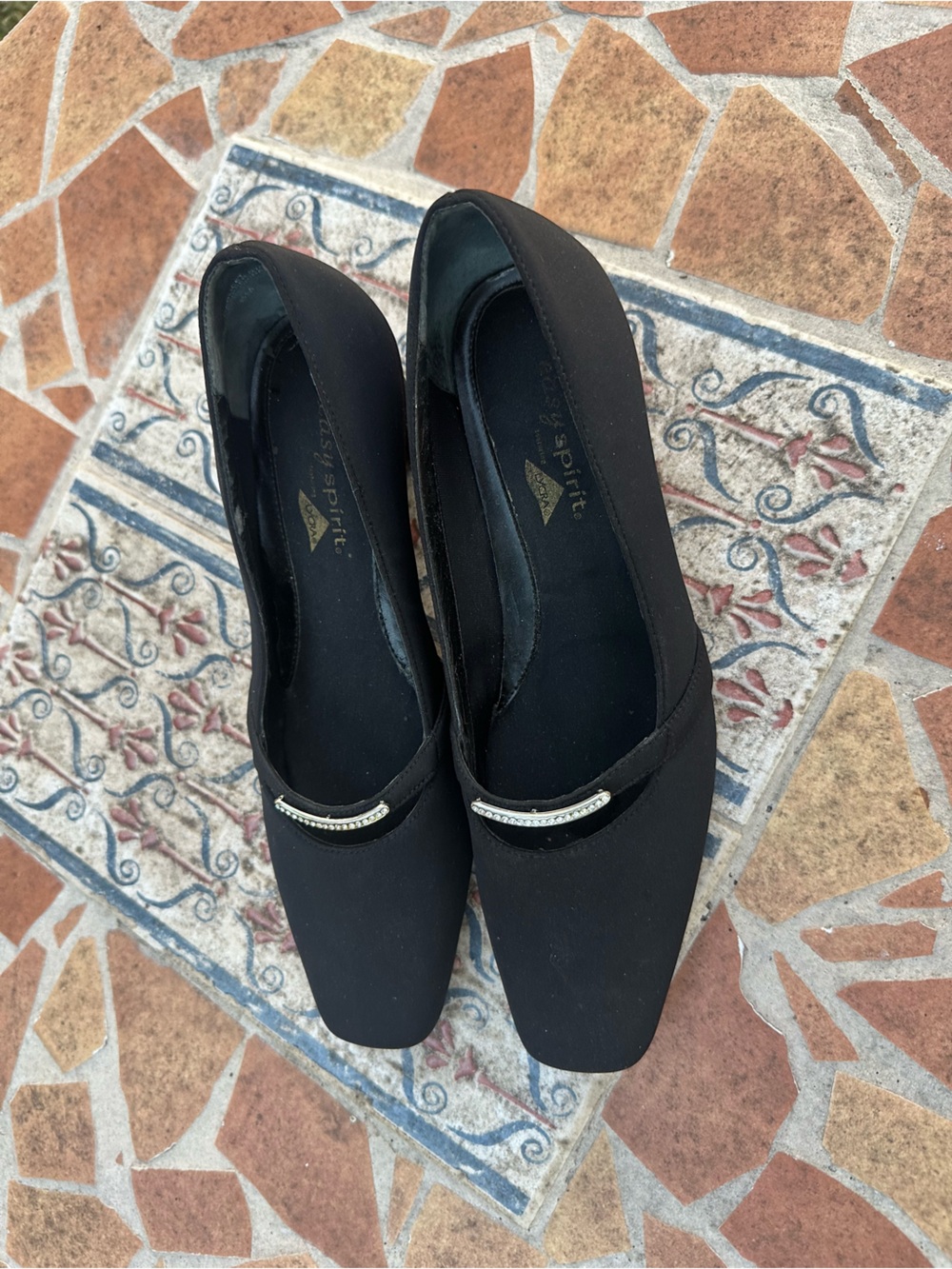 Easy Spirit Darlicet Black Square Toe Rhinestone Accent Heels - Size 6‎